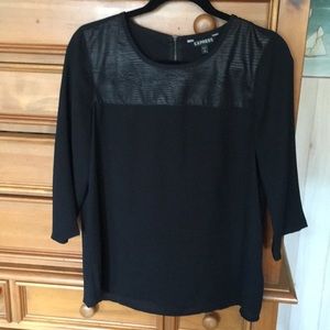 Black zipper top w/ faux leather size small